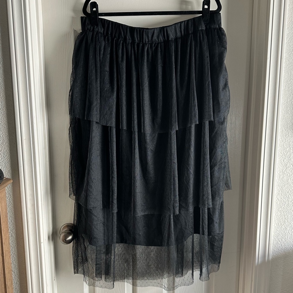 NWT XXL Black dotted tulle skirt